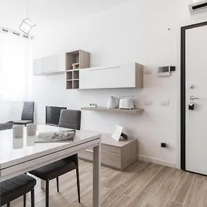 Italianway - Savona 146 , Milano Italia